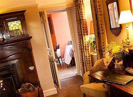 Gilpin & House Hotel