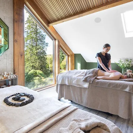 Gilpin & House Отель
